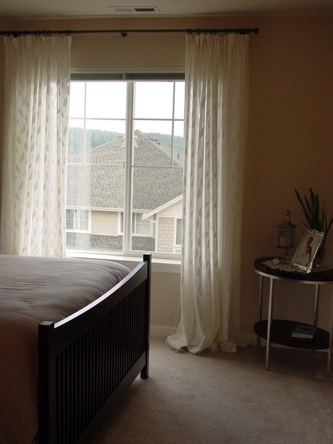 Bothell transitional-bedroom