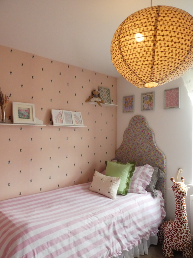 Eva's Honey Bee Bedroom