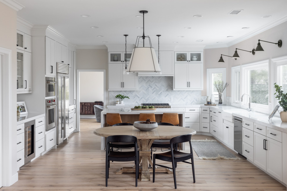 Example of a transitional kitchen design in Orange County