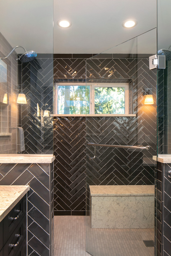 Example of a transitional home design design in Seattle