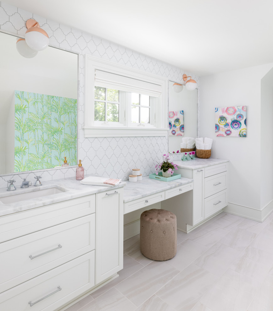 Inspiration for a transitional bathroom remodel in Charleston