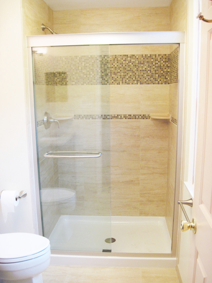 Inspiration for a transitional bathroom remodel in Philadelphia