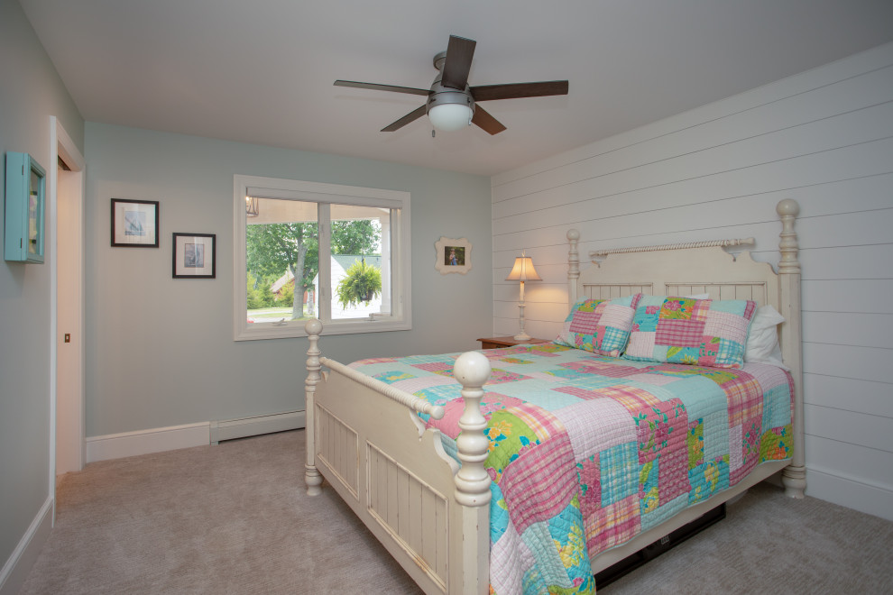 Design ideas for a mid-sized beach style guest bedroom in Other.