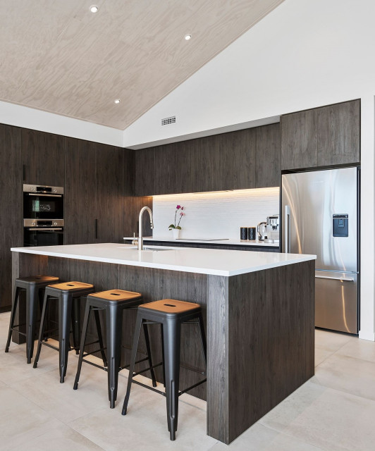Getting the neightbours talking contemporary-kitchen
