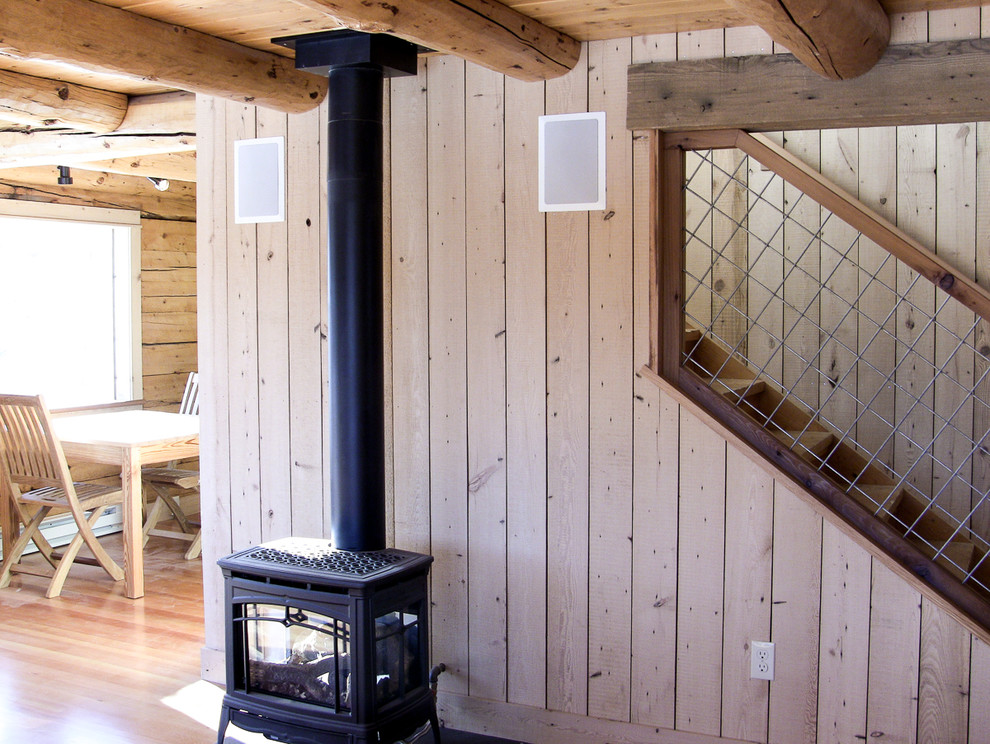 Home design - rustic home design idea in Denver