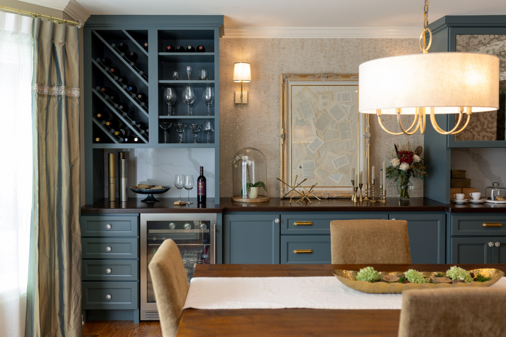 Inspiration for a mid-sized transitional l-shaped medium tone wood floor and brown floor eat-in kitchen remodel with an undermount sink, recessed-panel cabinets, medium tone wood cabinets, quartz countertops, beige backsplash, terra-cotta backsplash, stainless steel appliances, an island and white countertops