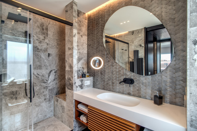 PIRONTI modern-bathroom
