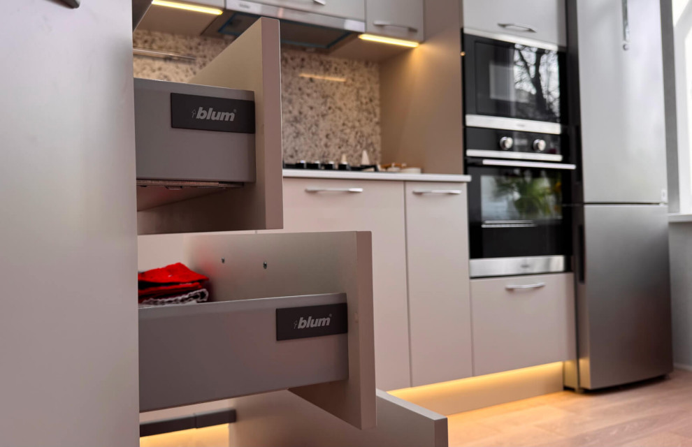 Современная кухня в цвете Серый Кашемир