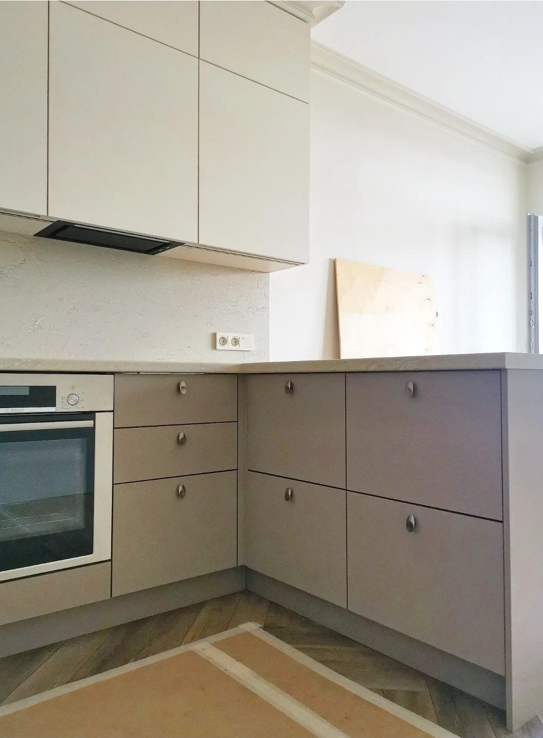 Фрагмент кухни - гостиной