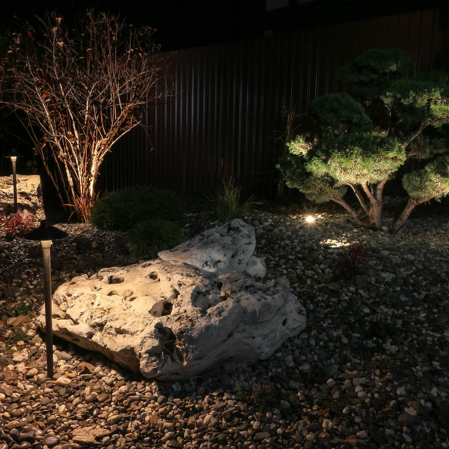 пос. Гранный ландшафтное освещение