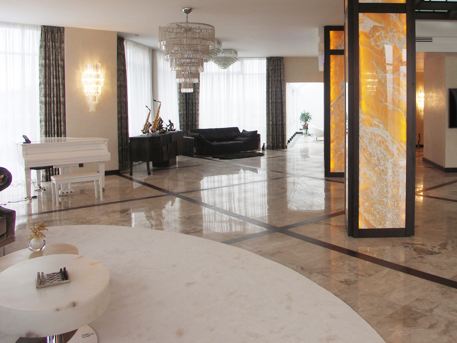 большая квартира в Санкт-Петербурге