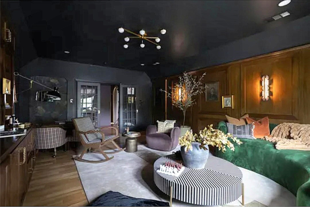 Eaton's Residence