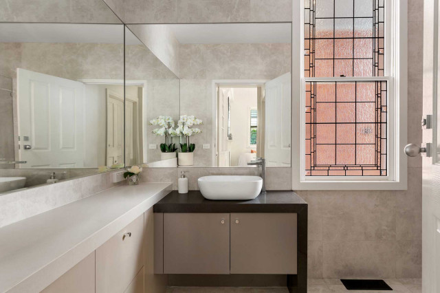 Urban Cottage traditional-bathroom