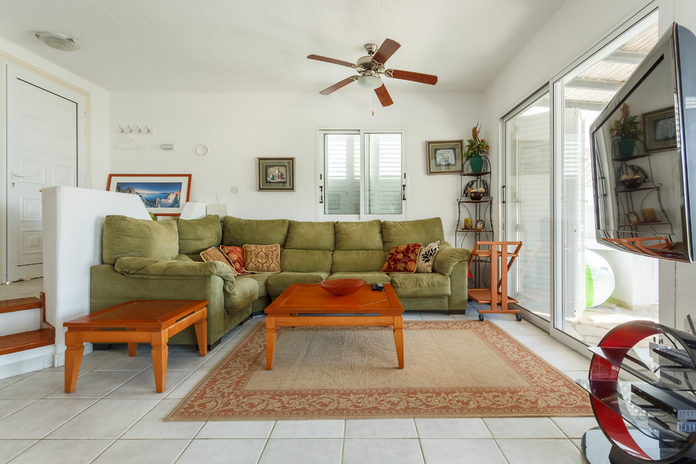 Cozy villa margo by the sea