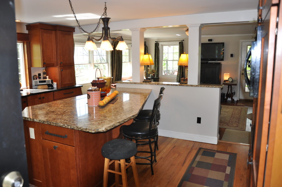 Inspiration for a transitional kitchen remodel in Boston