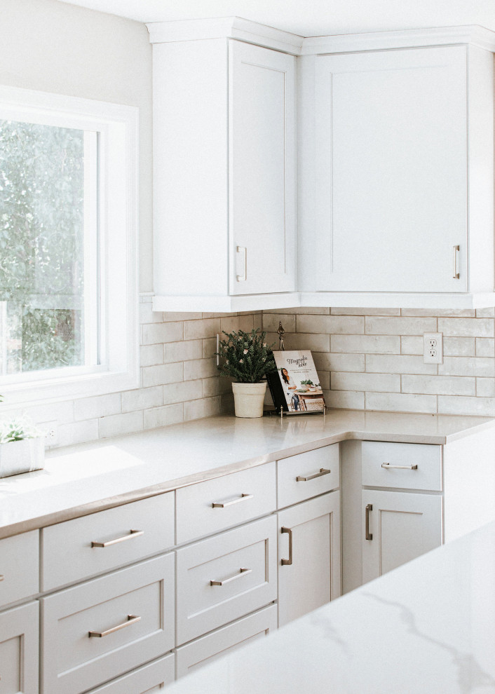 Transitional kitchen photo in Denver