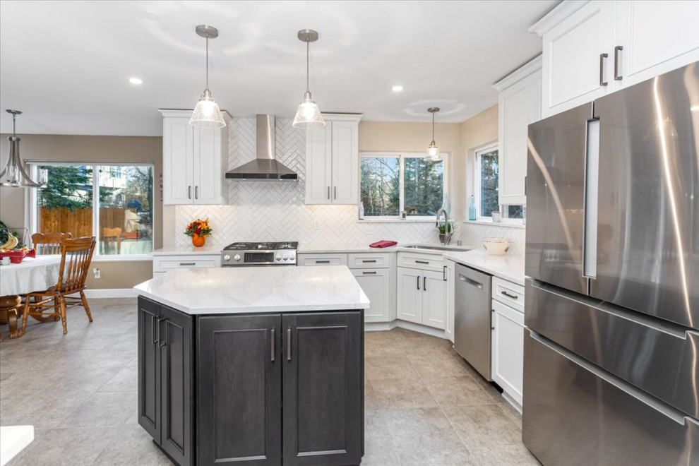 Kitchen - transitional kitchen idea