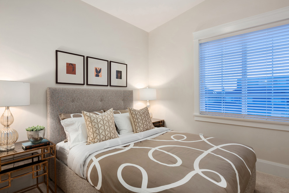 Transitional home design photo in Vancouver