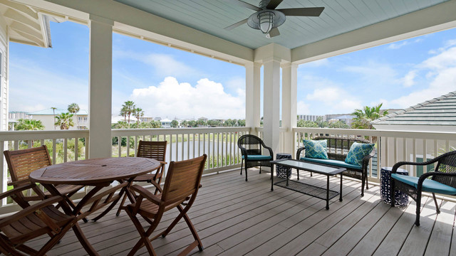 Our Work bord-de-mer-terrasse-en-bois
