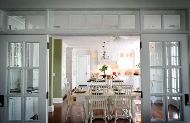 My Houzz: Spacious Cottage on the Jersey Shore dining-room