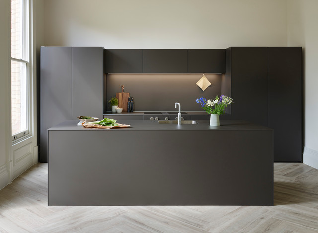 Bold elegance kitchen