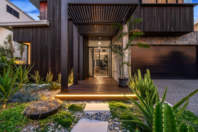Beachside residence contemporary-entre