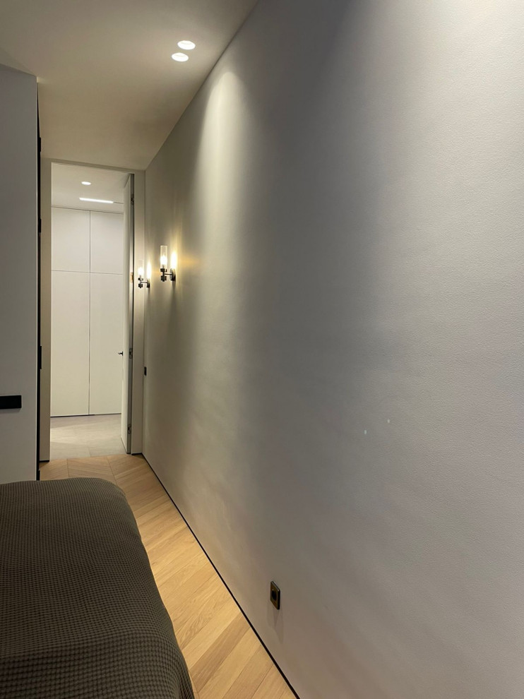 Двери "в потолок"  - квартира в Москве