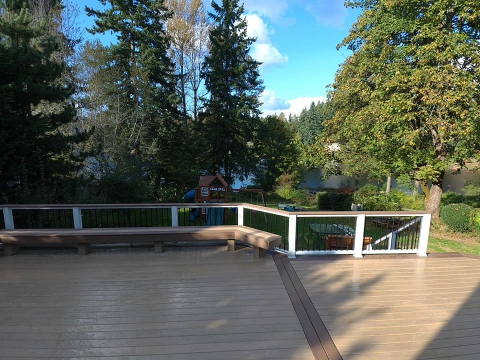 Large Auburn Lake Front Deck
