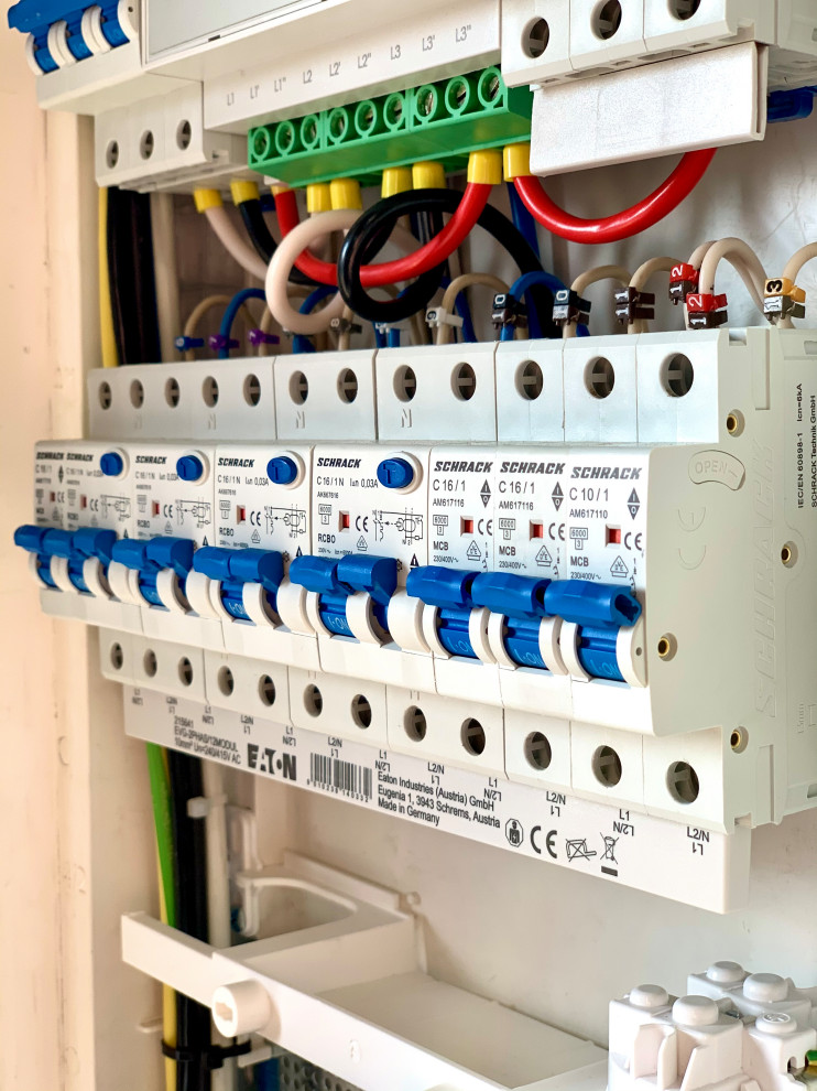 Электромонтажные работы