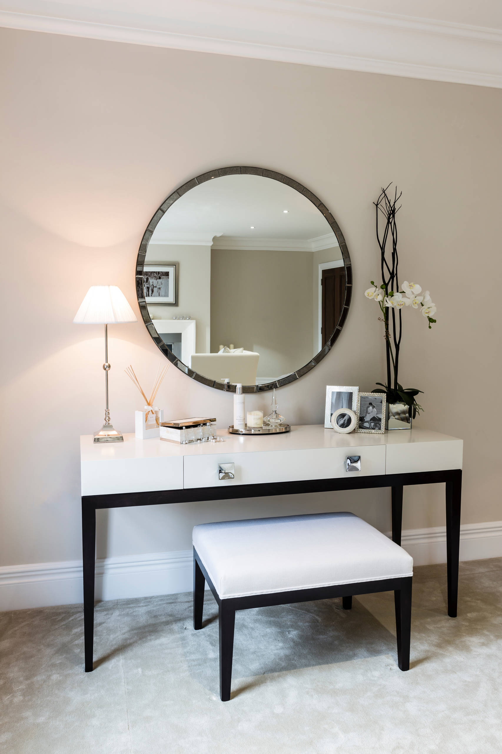 How to Change the Look of Your Bedroom With Accessories | Houzz IE
