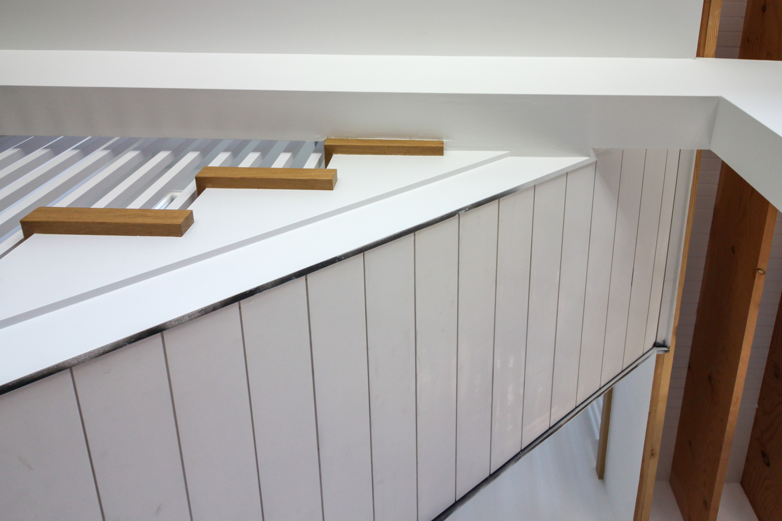 91_U-Shaped Floating Staircase Surrounded by Bucolic Mountain Views, Winchester,