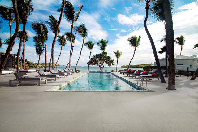 Carrelage ext&eacute;rieur & piscine contemporary-pools-and-hot-tubs