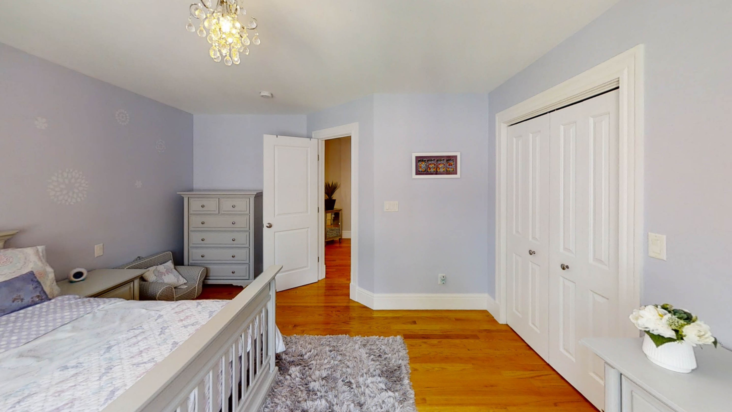 20 Eaton St