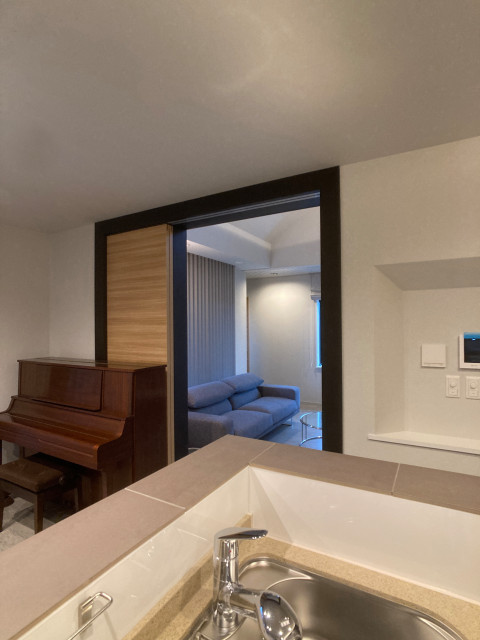 Greish tone Residence moderne-cuisine