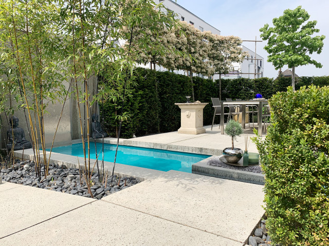 Oase f&uuml;r Zuhause contemporaneo-piscina