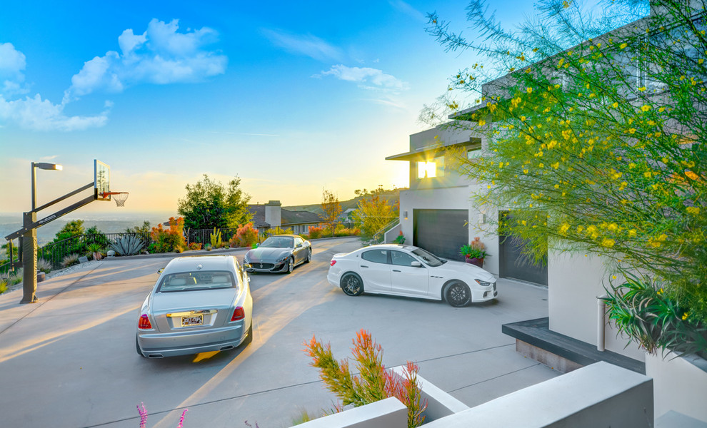 This is an example of an expansive modern driveway in Orange County.