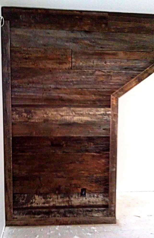 BARN WOOD WALLS, MUD ROOM BARN WOOD BUILT IN, ANTIQUE TIN WALLS