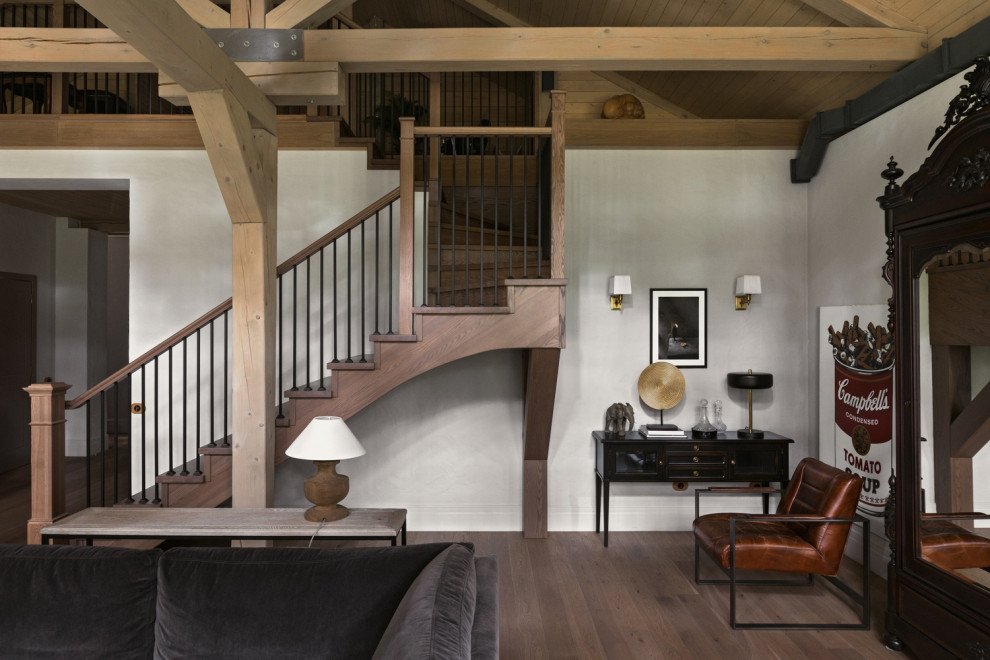 Дом в соснах