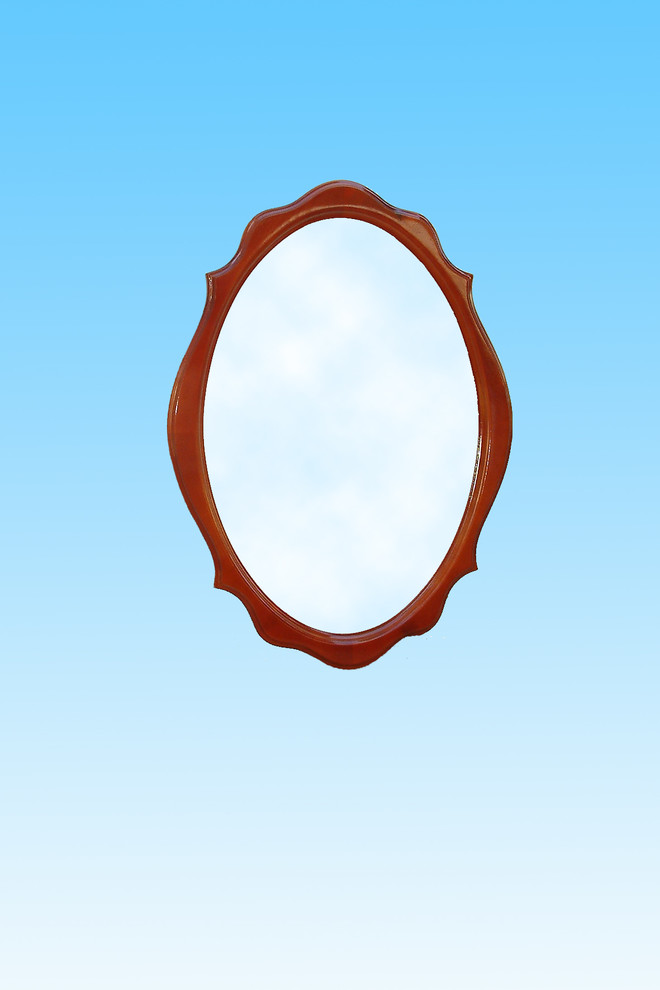 Зеркала в деревянном багете