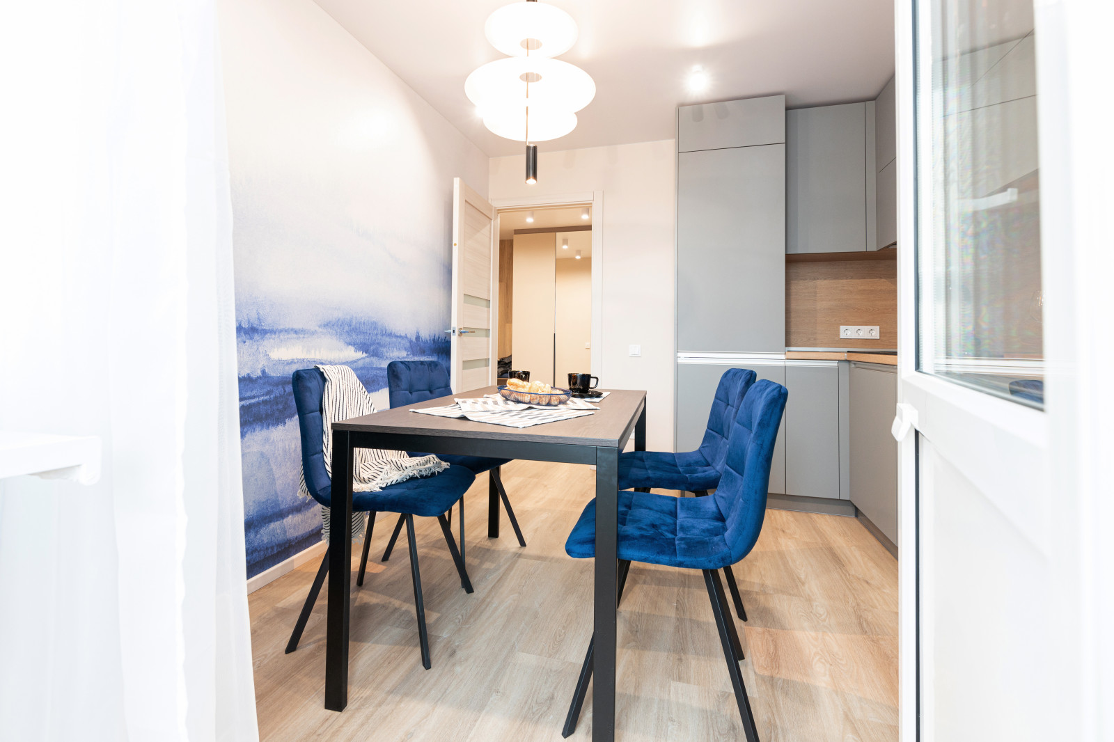 "Двушка" для программиста и художницы