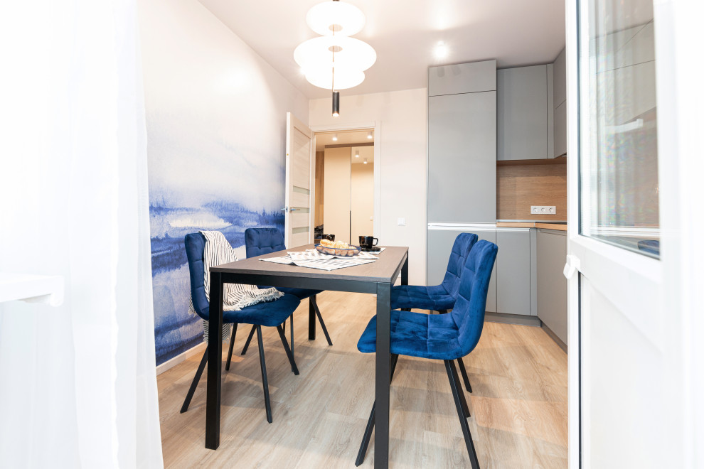 "Двушка" для программиста и художницы