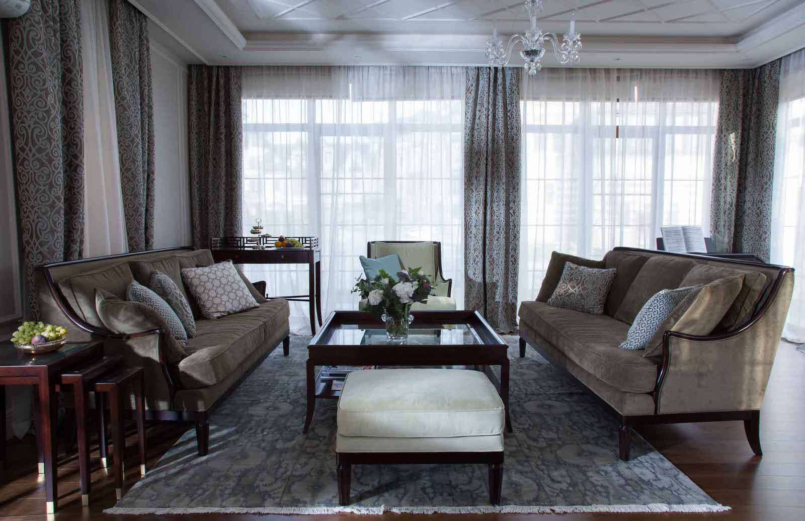 Четырехэтажный таунхаусв стиле американского ар-деко