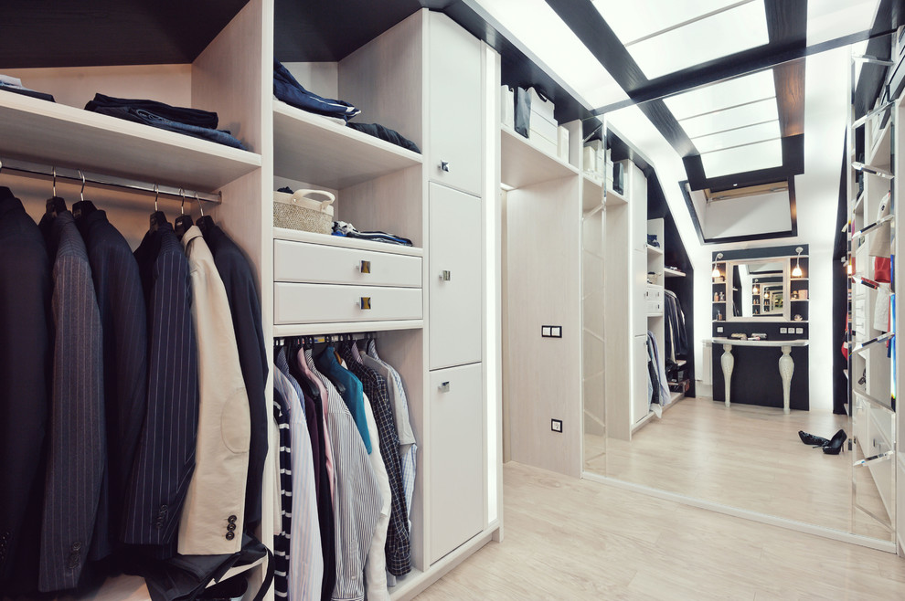 "неоклассический контраст" 2х уровневая квартира