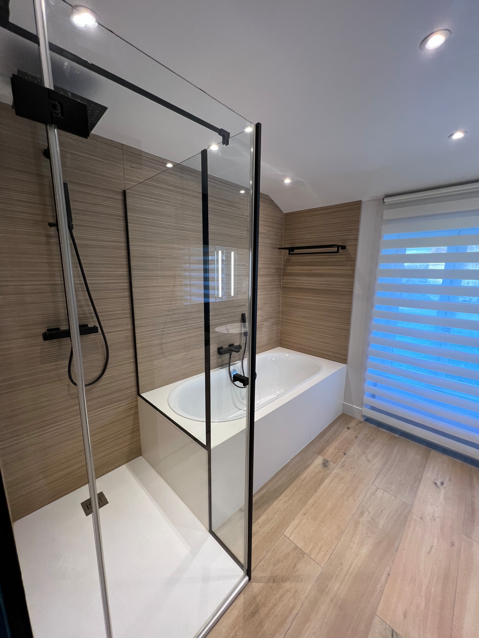 Aménagement de deux salles de bains dans une résidence secondaire