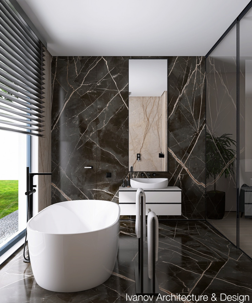 Ванна вид на зеркало далеко.png