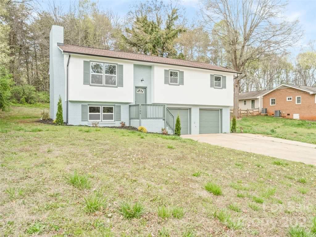 1706 Easthaven Drive, Newton, North Carolina