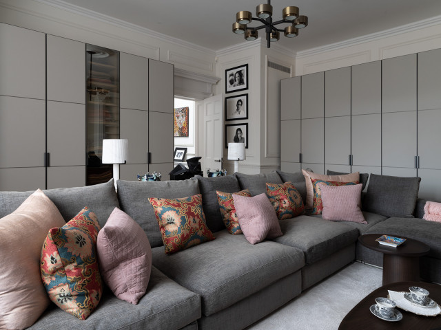 Belgrave Mansion transitional-living-room