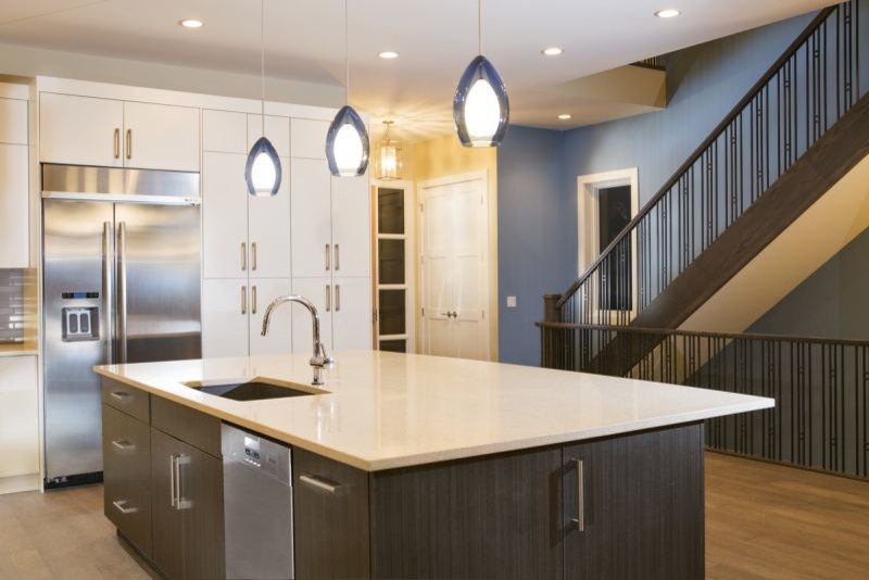Inspiration for a transitional kitchen remodel in Calgary