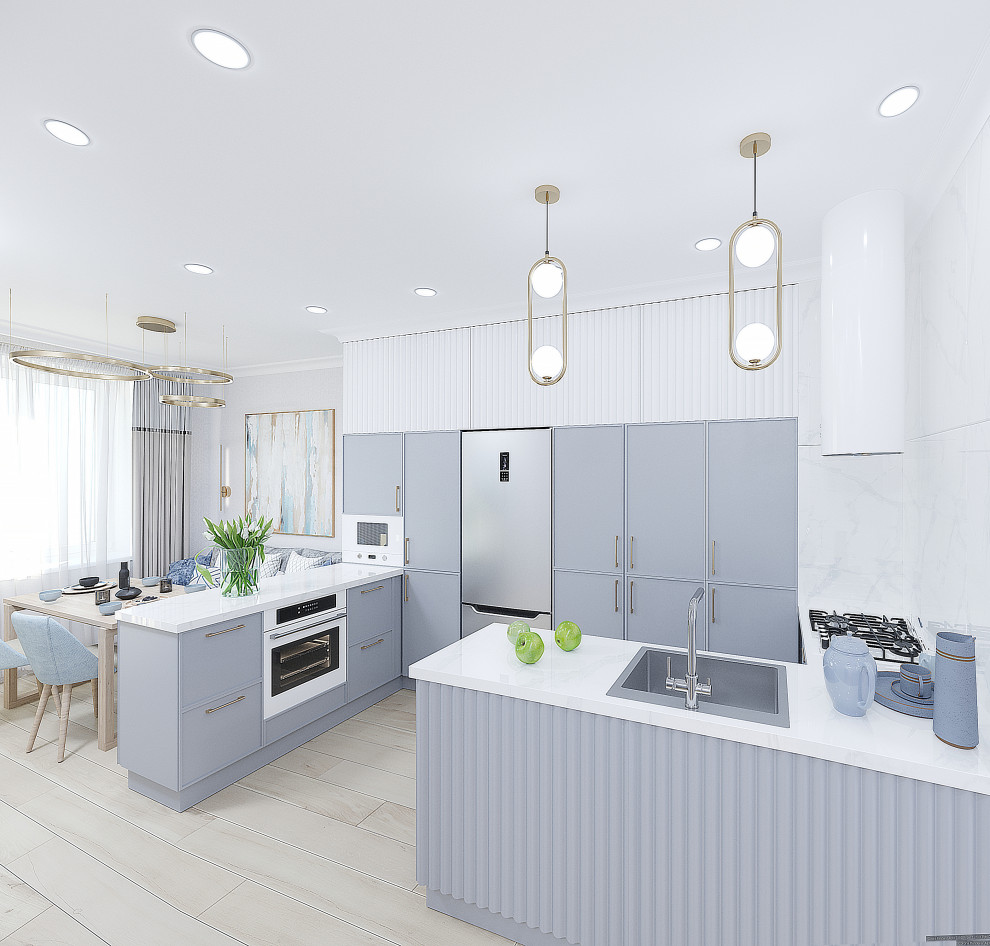 В голубой дымке