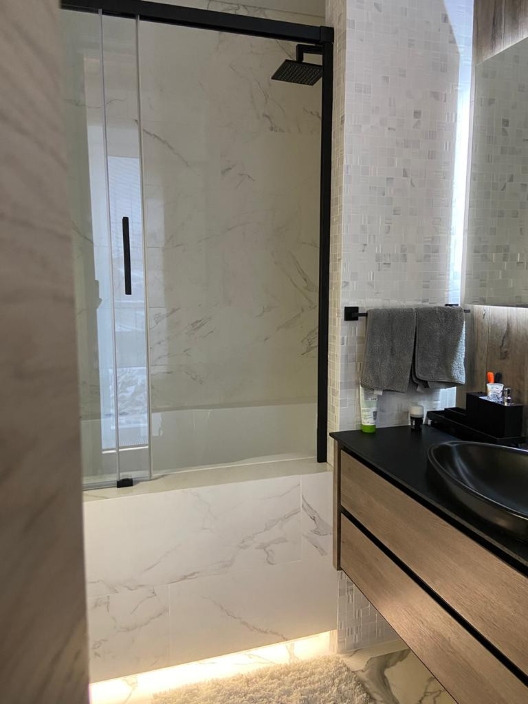 Дом молодого мужчины